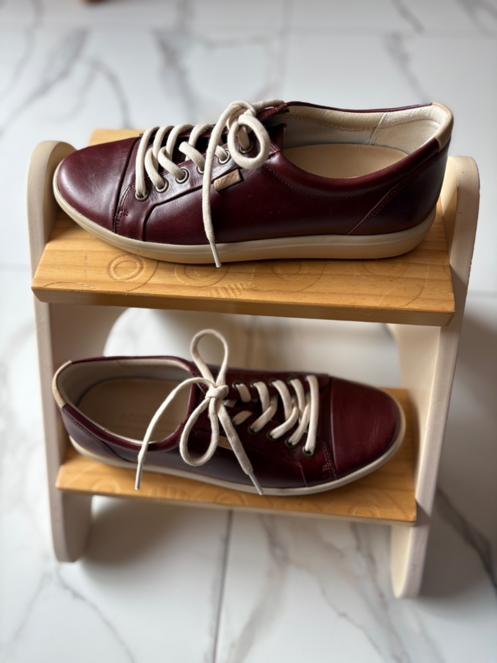 Ecco Sneakers - Picture 2 of 7